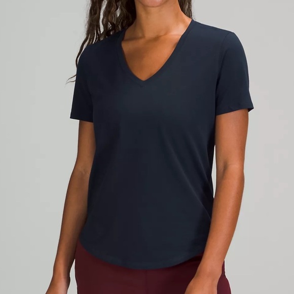 LULULEMON all it takes ribbed T-shirt, and navy blue size small - Picture 7 of 7